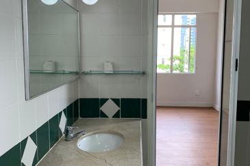 Bungaraya Kondominium, Saujana Subang