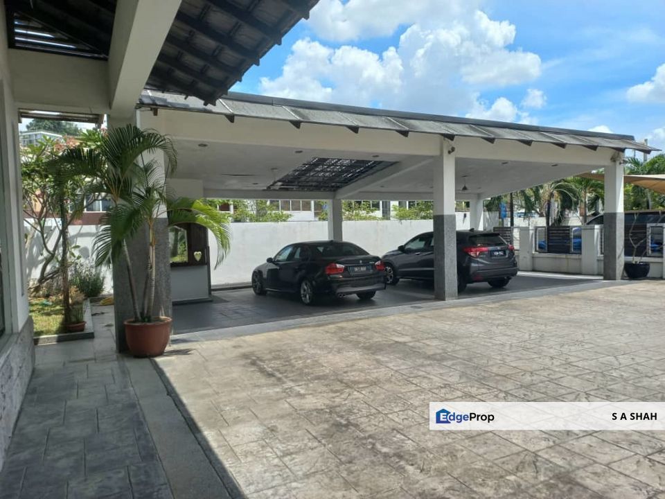 Laman Seri Bungalow  Seksyen 13  Shah Alam, Selangor, Shah Alam