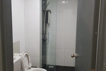 V12 Sovo (Menara Suria)