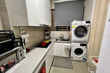 Waltz Residences @ Paradigm Garden City