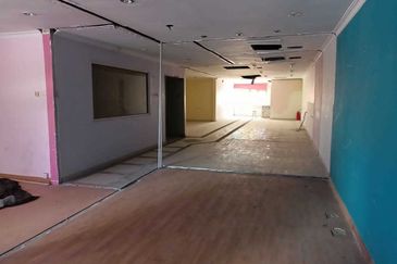 Kg Attap Shop/Office lots for rent