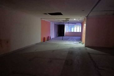 Kg Attap Shop/Office lots for rent