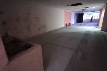 Kg Attap Shop/Office lots for rent