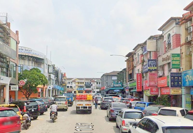 Taipan Business Centre, USJ 10