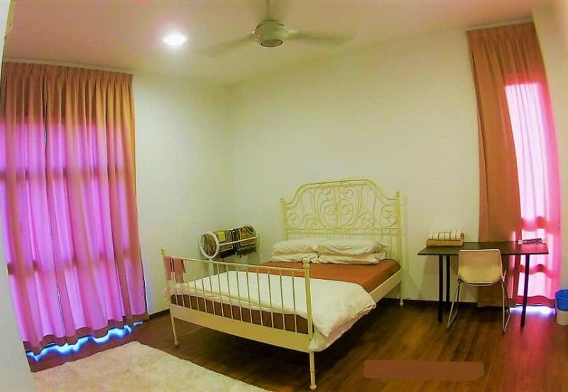 Kristal Court, Seksyen 7