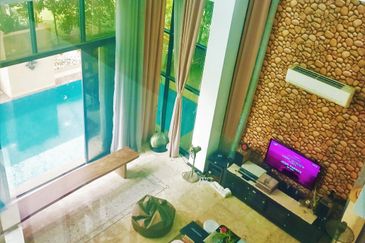 Kristal Court, Seksyen 7