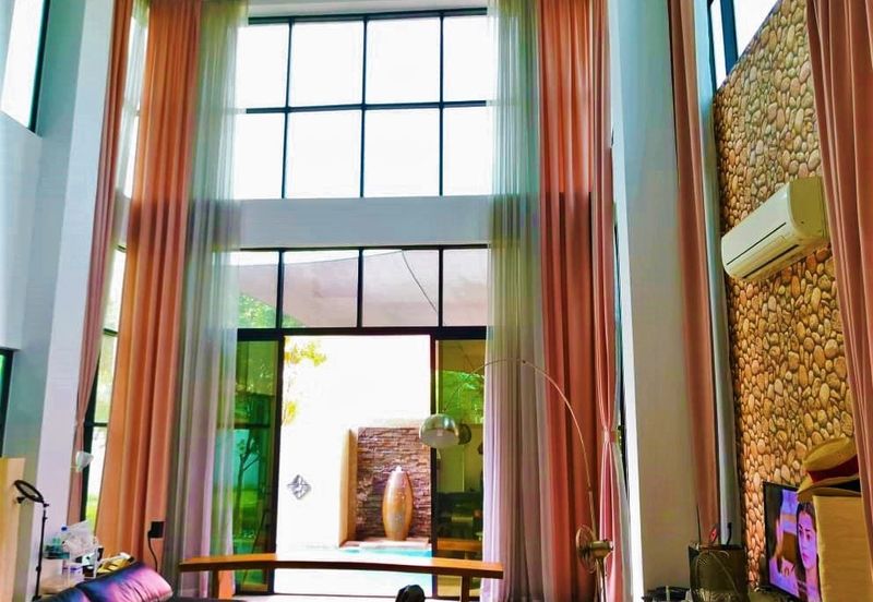 Kristal Court, Seksyen 7