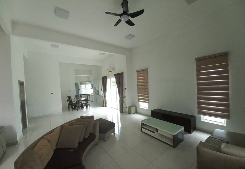 3 Storey Corner House with Lift @ Laman Vista Alam