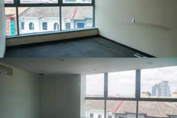 Taipan Business Centre, USJ 10