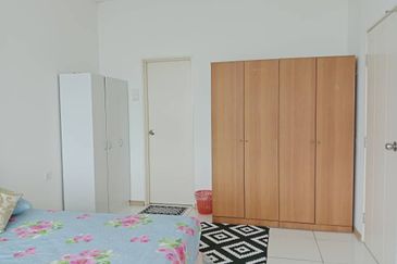 Vista Alam Serviced Apartment