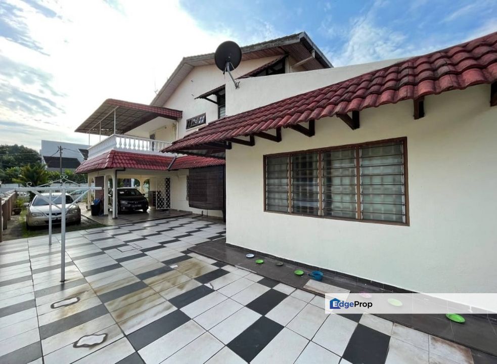 Semi D in Sek 3  Shah Alam, Selangor, Shah Alam