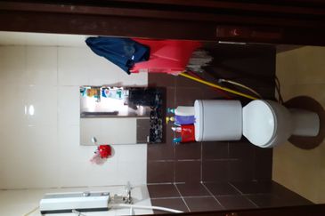 Taman Wangi (Tepi Sungai)