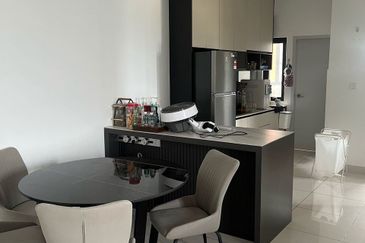 Amber Residence @ twentyfive.7