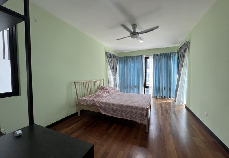 Duta Villa, Setia Alam