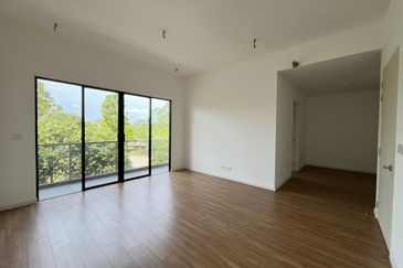 Freesia Residences @ Tropicana Aman