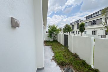 Gemala Residences @ Tropicana Aman