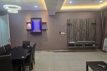 Gravit8 @ Klang South