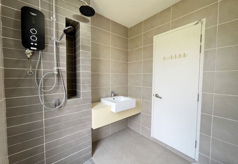 Arahsia Residences, Tropicana Aman