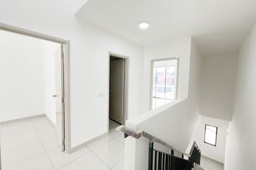 Robin @ Bandar Rimbayu