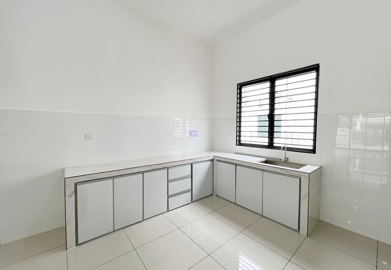 Robin @ Bandar Rimbayu