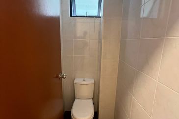 Jalan Bukit Kemuning