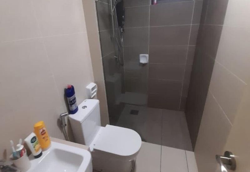 Adria Residence @ Gravit8