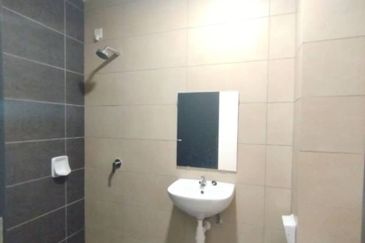 Jalan Makyong, Bandar Bukit Raja