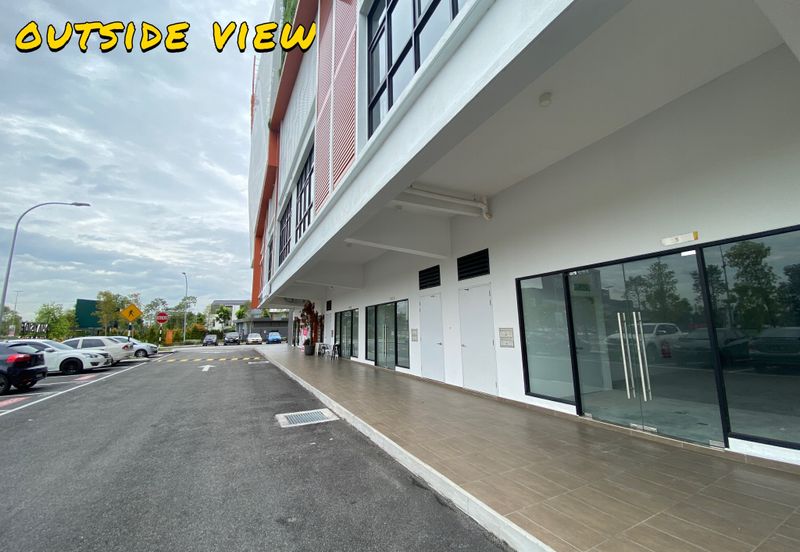 Quayside Shoppes, Amber Residence