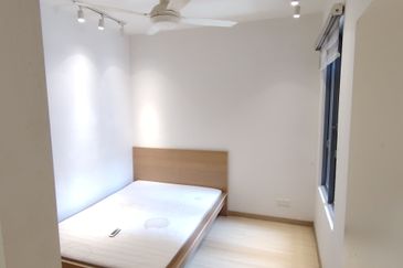 Adria Residence @ Gravit8