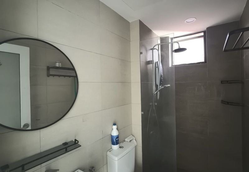 Gravit8 @ Klang South