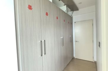 Gravit8 @ Klang South