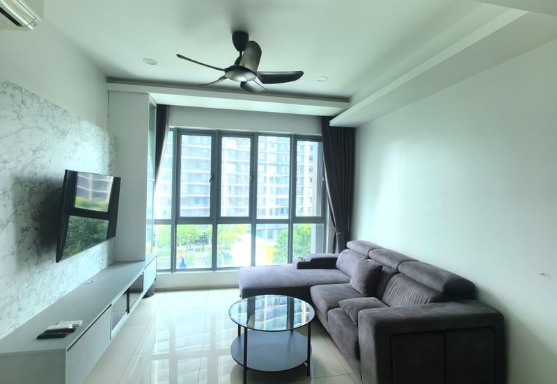 Gravit8 @ Klang South