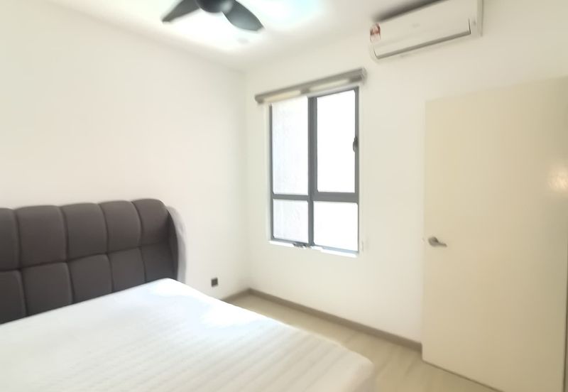 Gravit8 @ Klang South