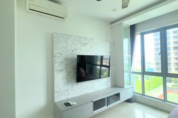 Gravit8 @ Klang South