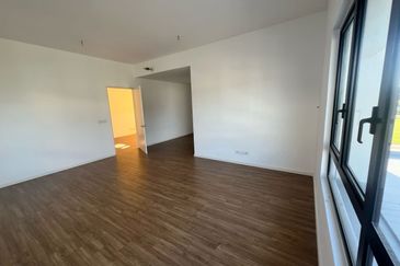 Freesia Residences @ Tropicana Aman