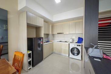 Gravit8 @ Klang South