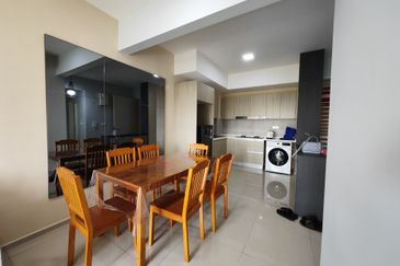 Gravit8 @ Klang South