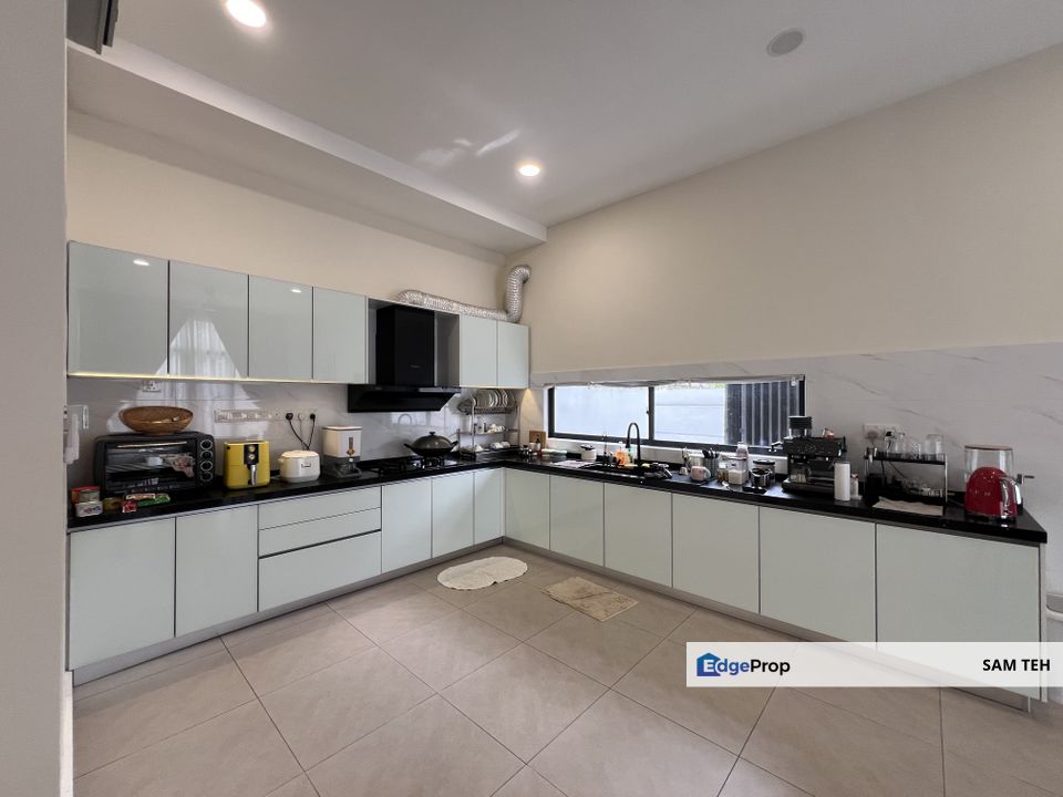 Renovated 2-sty Semi-D For Sale | Villa 22 Bukit Rimau, Shah Alam, Selangor, Selangor, Shah Alam