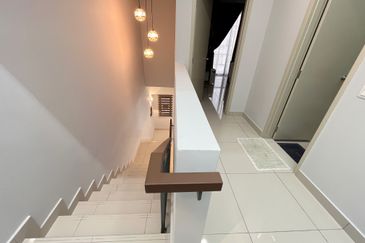 Robin @ Bandar Rimbayu