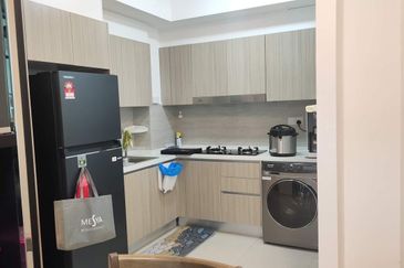 Gravit8 @ Klang South