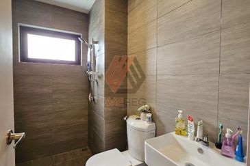 Amber Residence @ twentyfive.7