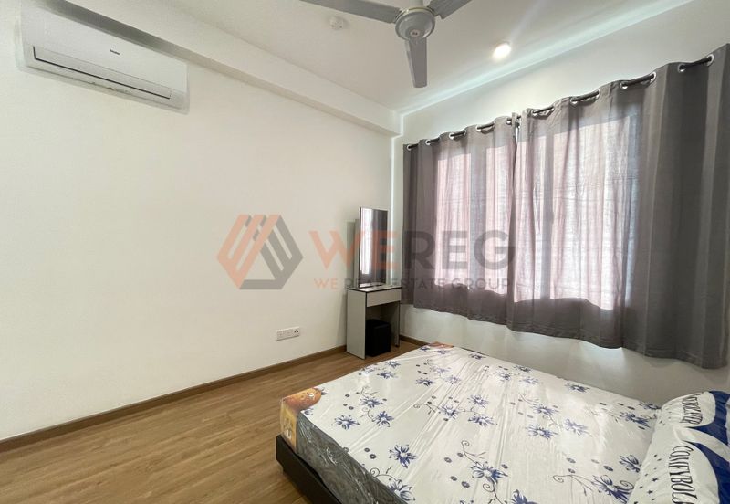 The Tresor @ Gravit 8 *