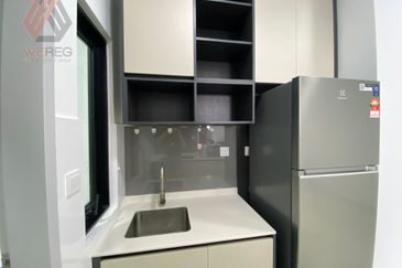 Amber Residence @ twentyfive.7