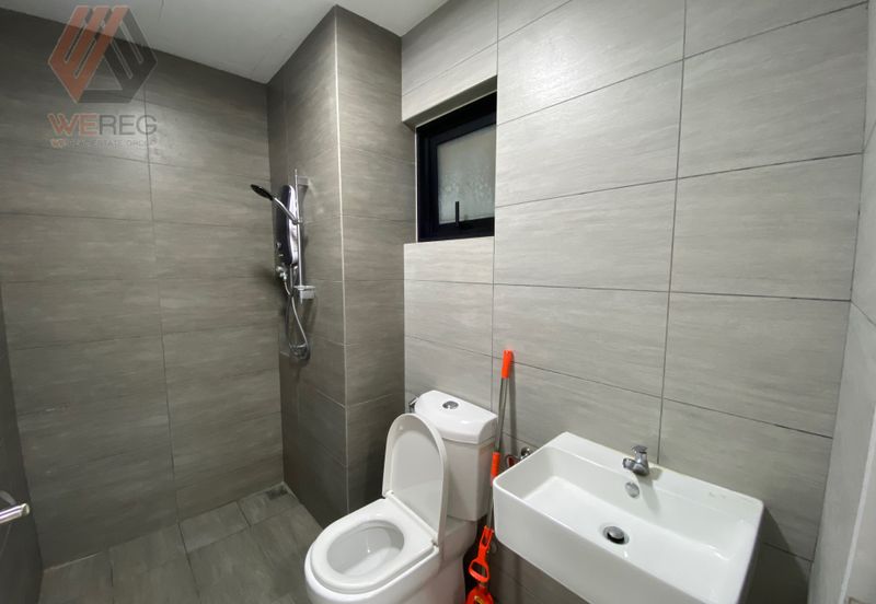 Amber Residence @ twentyfive.7