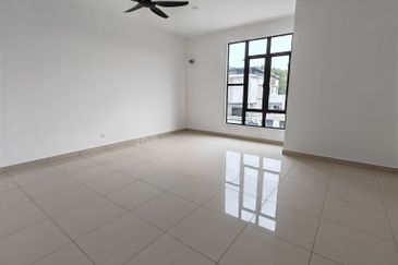 Canary Garden @Bandar Bestari