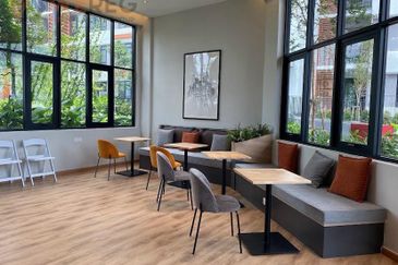 Amber Residence @ twentyfive.7