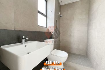 Robin @ Bandar Rimbayu