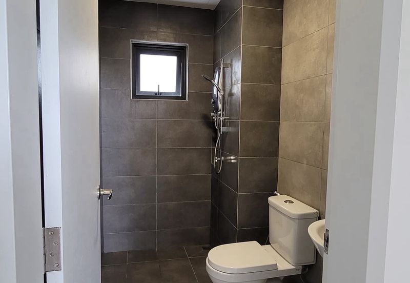 Amber Residence @ twentyfive.7