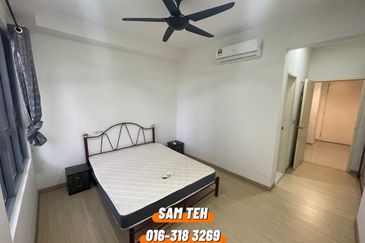 Gravit8 @ Klang South