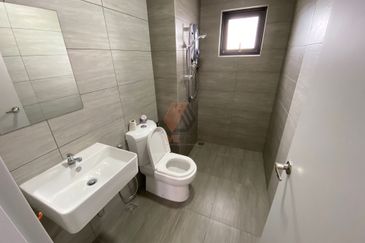 Amber Residence @ twentyfive.7